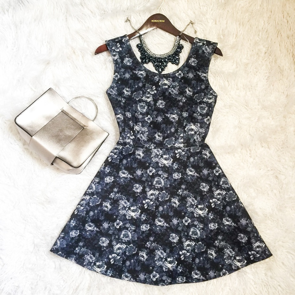 🔥SALE! Cute flower print dress